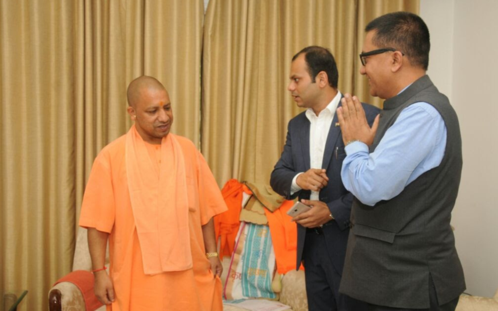 Ranjeet_Chaturvedi_yogiji2